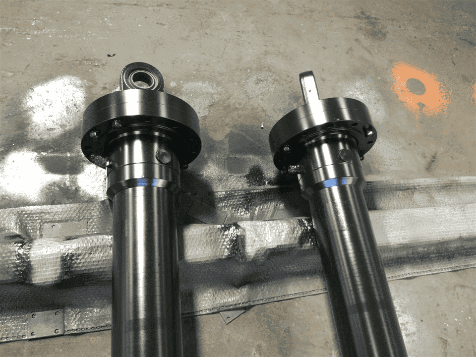 Циліндр лебідки підйомника причепа (4